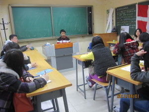 必赢nn699net团总支学习十八大